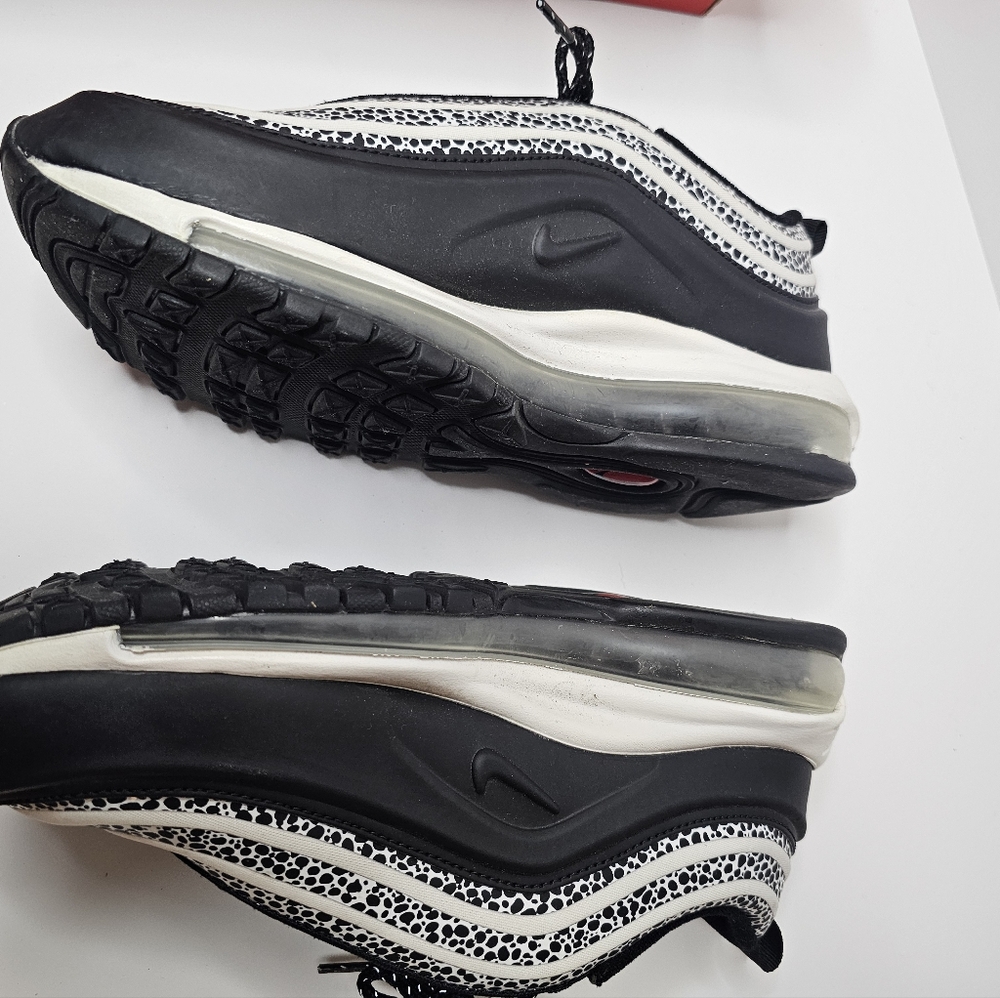 Nike Air Max 97 SE Phantom/Blk Chile Red Women Size 9 Mens 7.5 Made In Vietnam - Picture 14 of 16